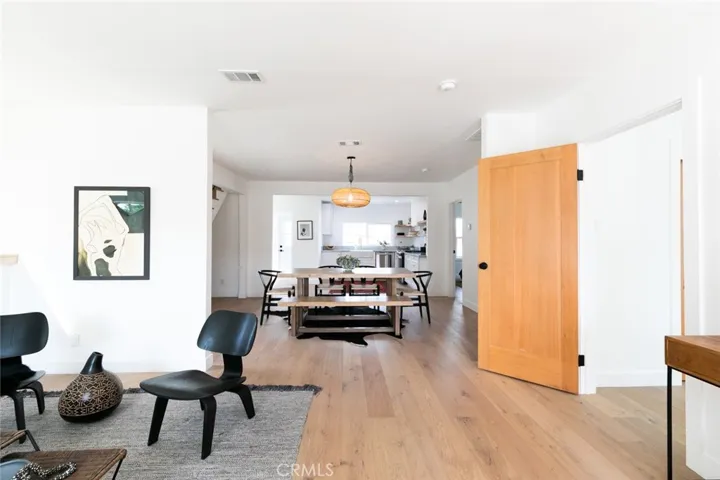 2227 S Longwood Avenue, Los Angeles, California 90016