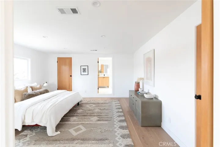 2227 S Longwood Avenue, Los Angeles, California 90016
