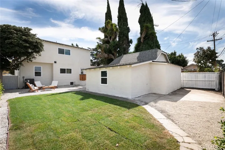 2227 S Longwood Avenue, Los Angeles, California 90016