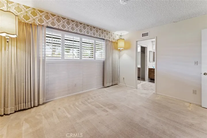11423 Etiwanda Avenue, Porter Ranch, California 91326