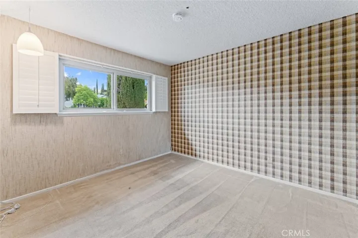 11423 Etiwanda Avenue, Porter Ranch, California 91326