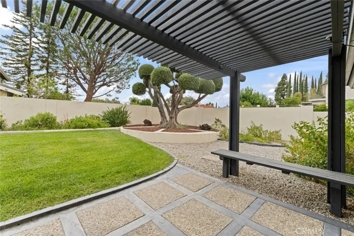 11423 Etiwanda Avenue, Porter Ranch, California 91326