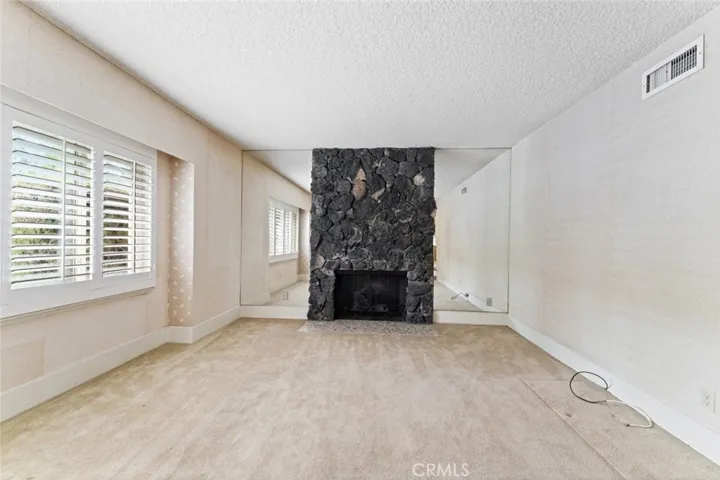 11423 Etiwanda Avenue, Porter Ranch, California 91326