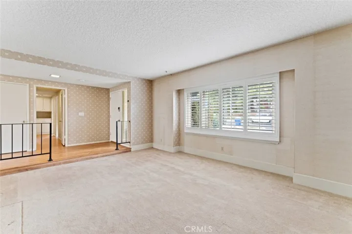 11423 Etiwanda Avenue, Porter Ranch, California 91326