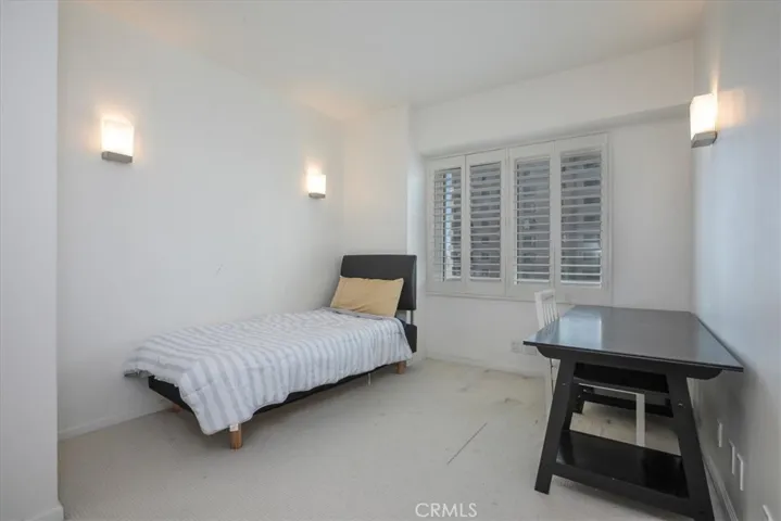 10520 Wilshire Boulevard 707, Los Angeles, California 90024