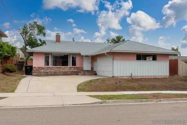 3221 Fontana Avenue, San Diego, California 92117