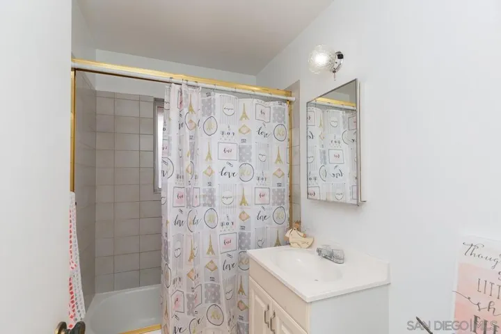 3221 Fontana Avenue, San Diego, California 92117