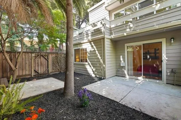 , Mountain View, California 94043