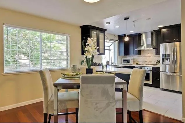 , Mountain View, California 94043