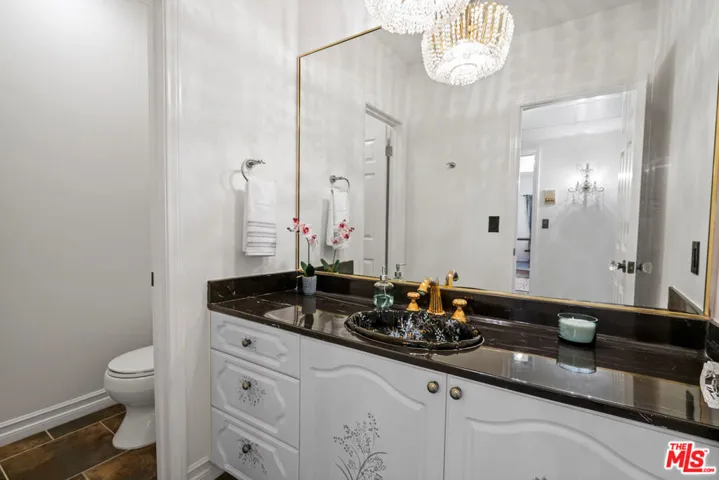 521 Montana Avenue 106, Santa Monica, California 90403