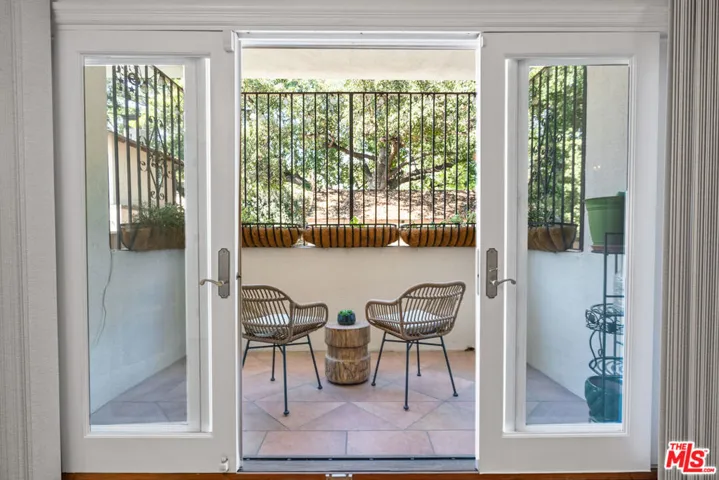521 Montana Avenue 106, Santa Monica, California 90403