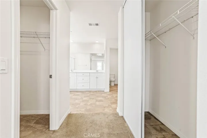 3000 E Sussex Privado, Ontario, California 91762