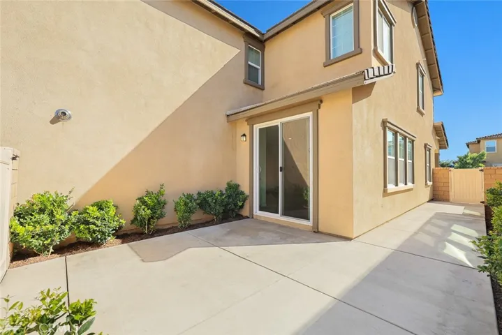 3000 E Sussex Privado, Ontario, California 91762