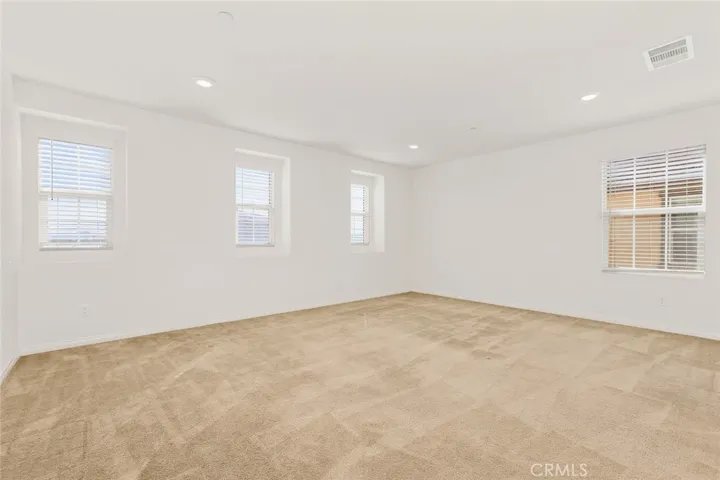 3000 E Sussex Privado, Ontario, California 91762