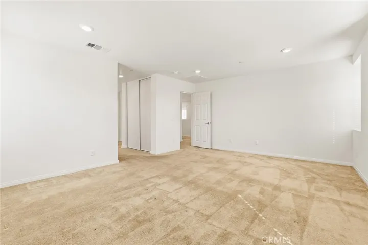 3000 E Sussex Privado, Ontario, California 91762