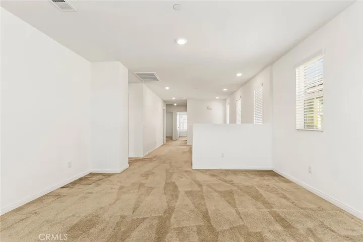 3000 E Sussex Privado, Ontario, California 91762