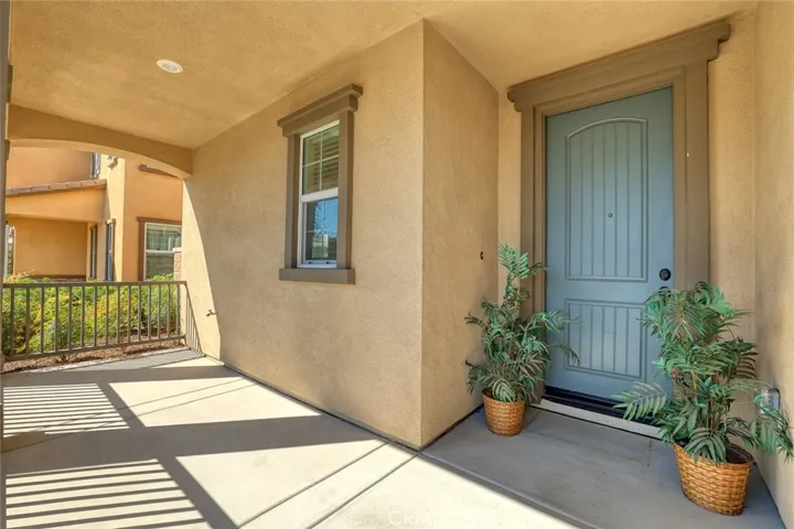 3000 E Sussex Privado, Ontario, California 91762
