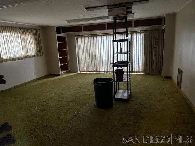 2098 Sunset Drive, Escondido, California 92025