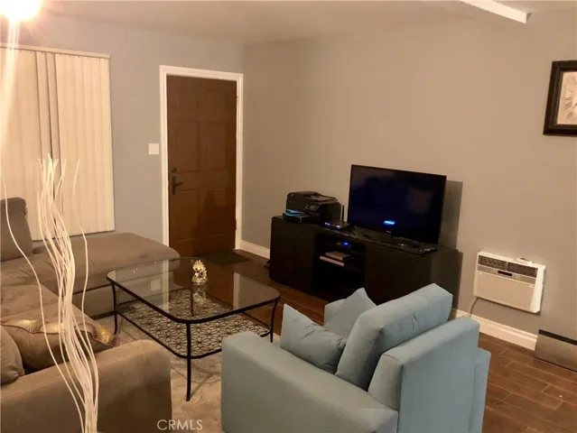 1040 W Macarthur Boulevard 115, Santa Ana, California 92707