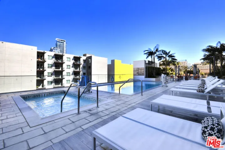 1050 S Grand Avenue 909, Los Angeles, California 90015