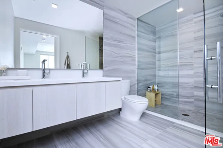 1050 S Grand Avenue 909, Los Angeles, California 90015