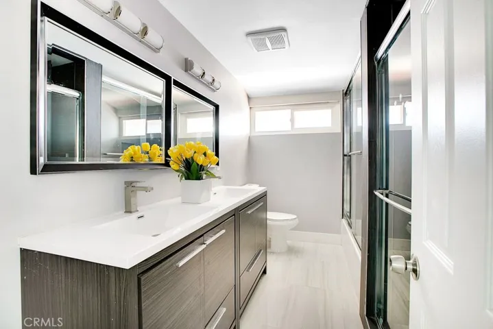 7602 Irondale Avenue, Winnetka, California 91306