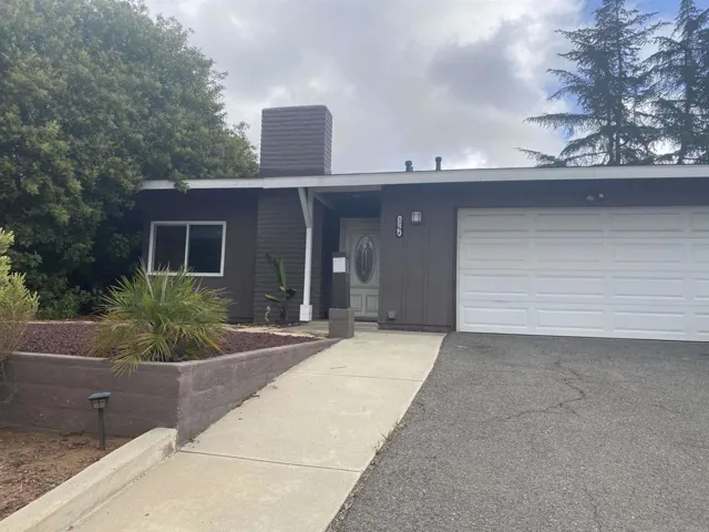 1764 York Dr, Vista, California 92084