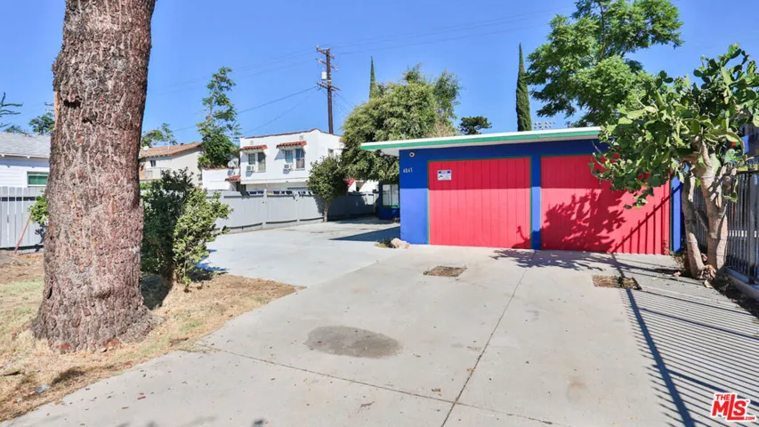 4843 Slauson Avenue, Maywood, California 90270