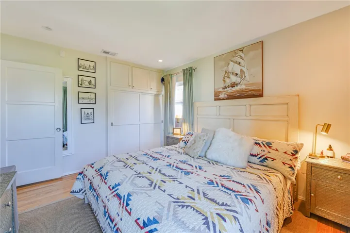 5412 Crebs Avenue, Tarzana, California 91356