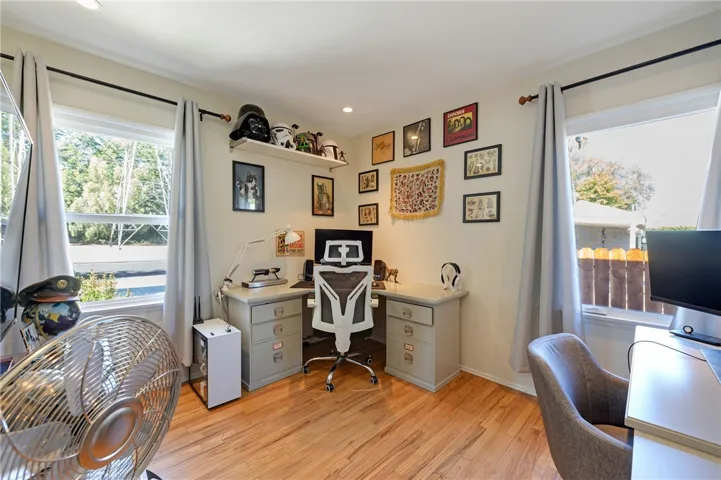 5412 Crebs Avenue, Tarzana, California 91356