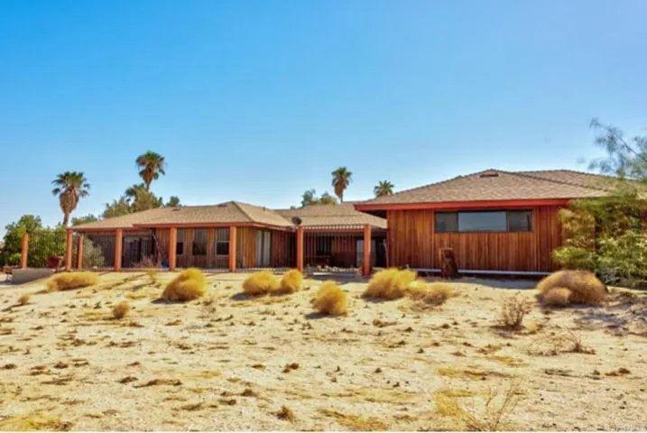 3284 Broken Arrow Road, Borrego Springs, California 92004