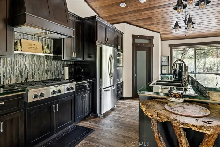 1605 Shenandoah Way, Big Bear, California 92314