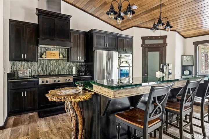 1605 Shenandoah Way, Big Bear, California 92314