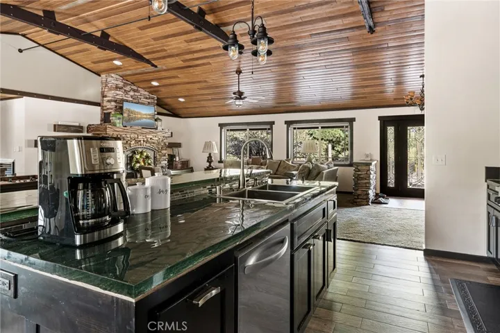 1605 Shenandoah Way, Big Bear, California 92314