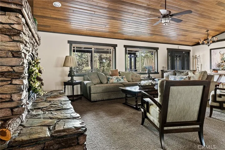 1605 Shenandoah Way, Big Bear, California 92314