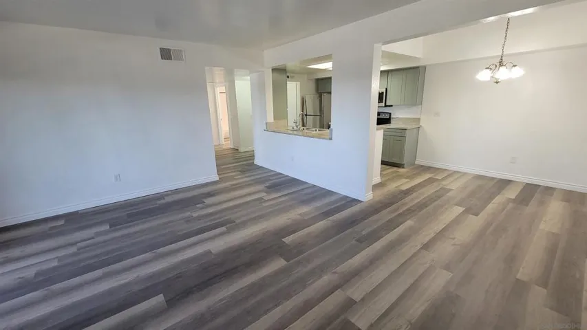 1010 E Washington Ave 83, Escondido, California 92025