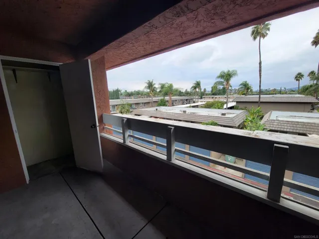1010 E Washington Ave 83, Escondido, California 92025