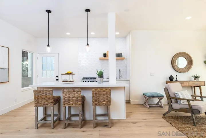 151 Redwood Avenue, Carlsbad, California 92008