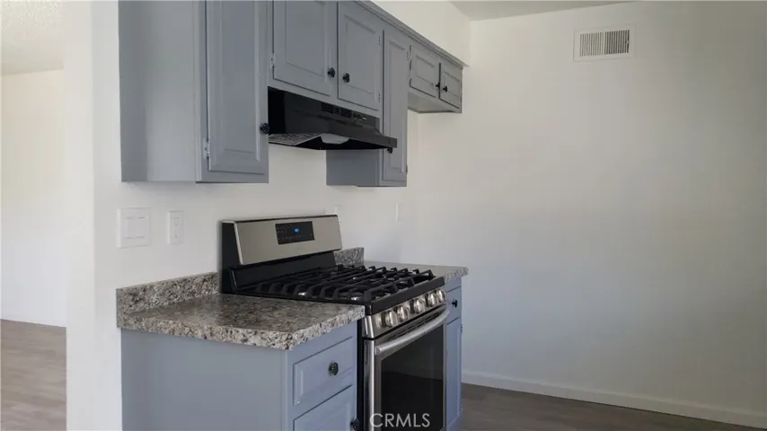 9523 Cedar Street, Bellflower, California 90706