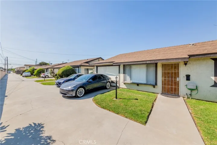 9523 Cedar Street, Bellflower, California 90706