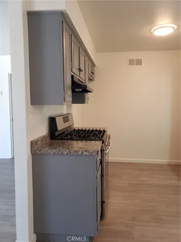 9523 Cedar Street, Bellflower, California 90706