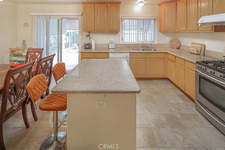 Kitchen with island