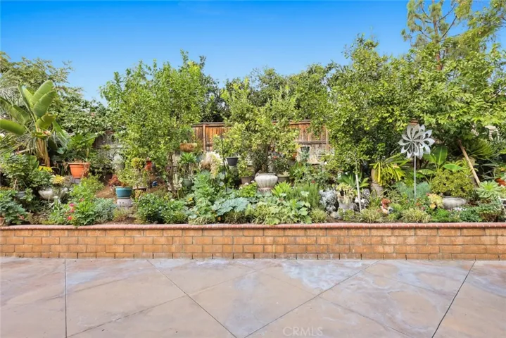 127 Fernpine Lane, Pomona, California 91767