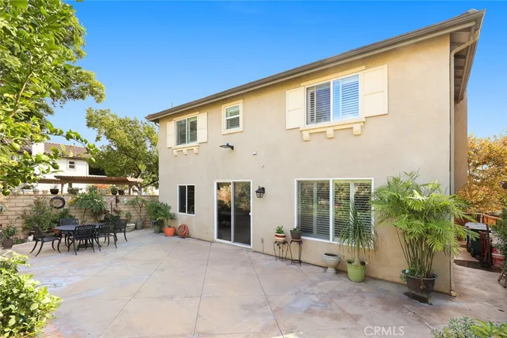 127 Fernpine Lane, Pomona, California 91767