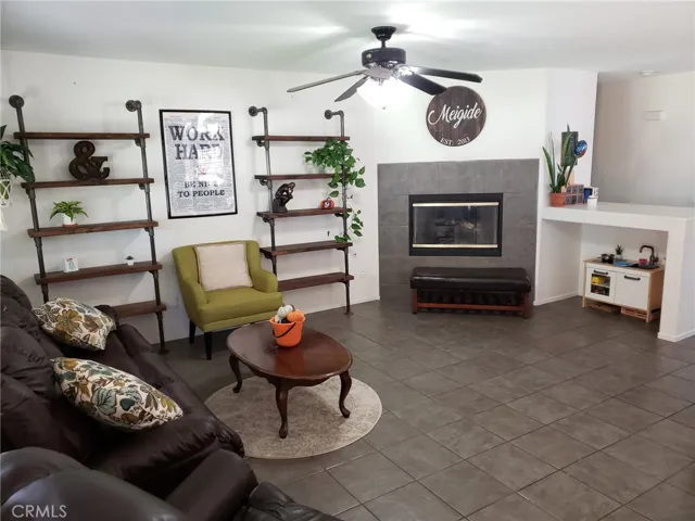 1563 Lakeview Street, Beaumont, California 92223