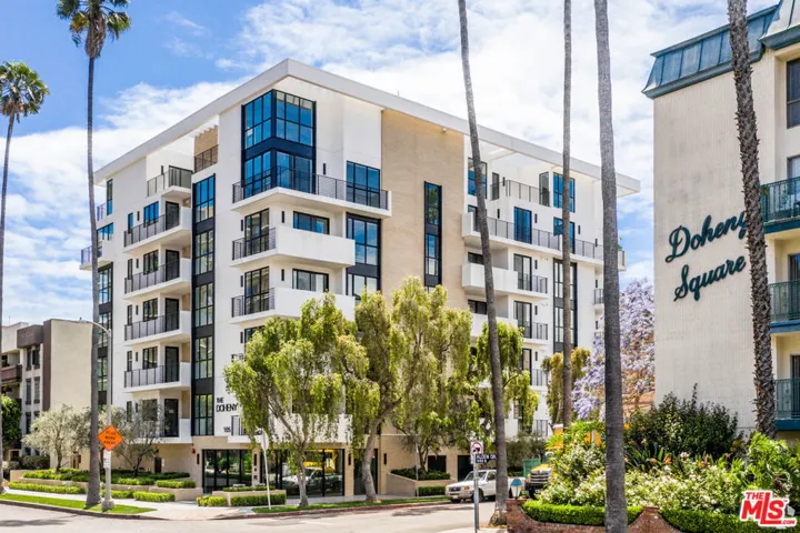 105 S Doheny Drive 205, Los Angeles, California 90048