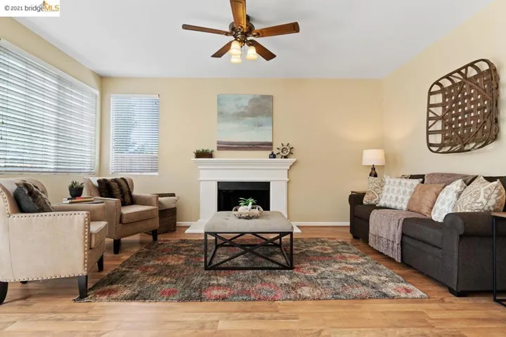932 Glade Court, Antioch, California 94509-8963