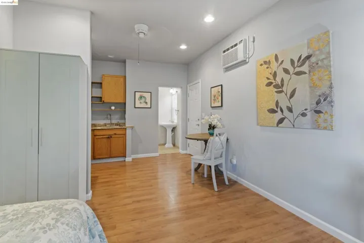 932 Glade Court, Antioch, California 94509-8963