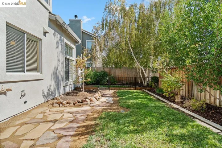 932 Glade Court, Antioch, California 94509-8963