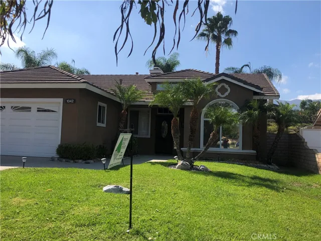1042 Royal Oaks Circle, Corona, California 92882